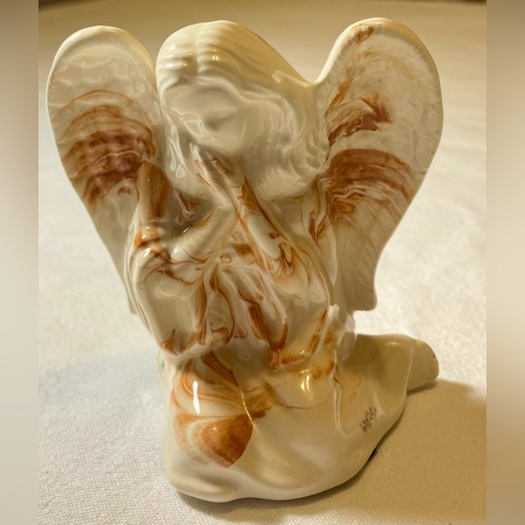 Alabama Clay Small Seating Angel Figurine Orange swirl Marble Porcelain - Picture 8 of 8